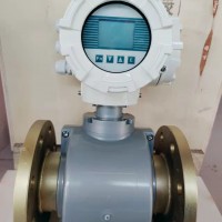 工業(yè)級電磁流量計(jì)
